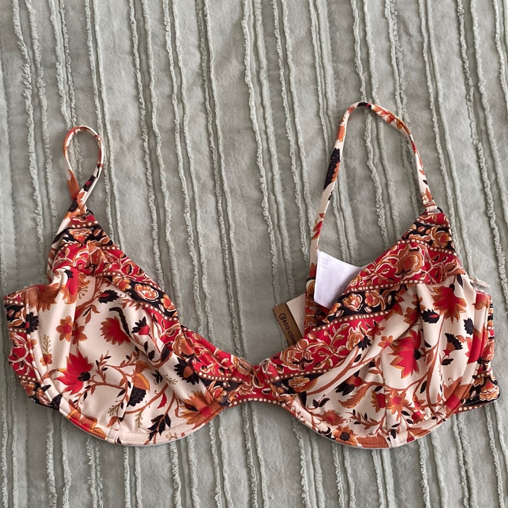 NWT Billabong Swept Away in Morgan Bikini Top L/12